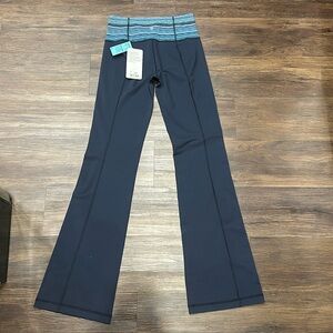 NWOT LuluLemon Flare Leggings size 8 tall